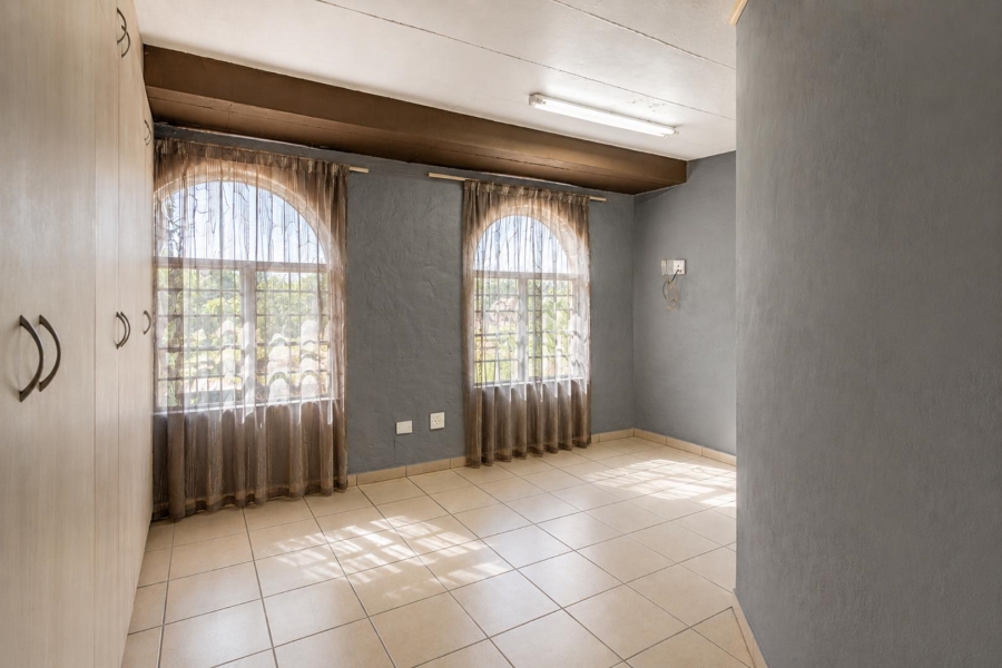 28 Bedroom Property for Sale in Hartbeespoort Rural North West